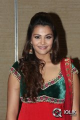 Nazia Hussain at Nee Jathaga Nenundali Movie Audio Lainch